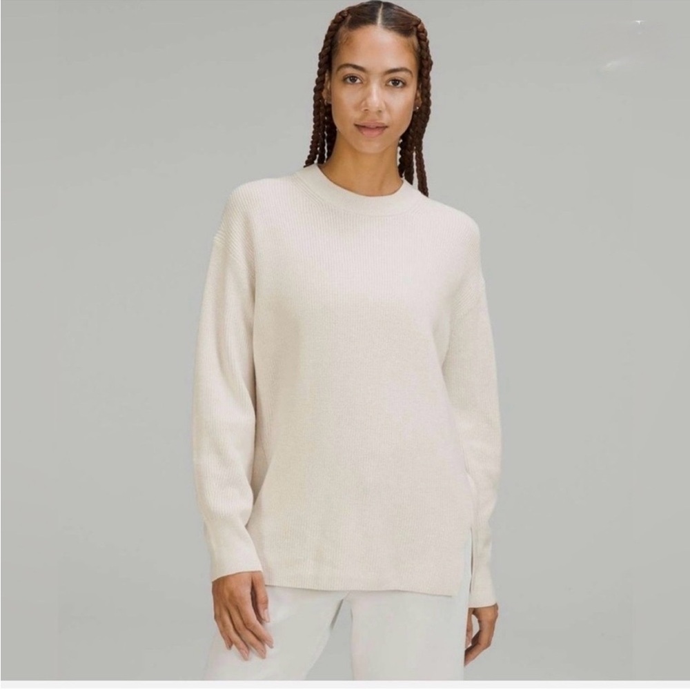 Lululemon Women's Cream Sweater